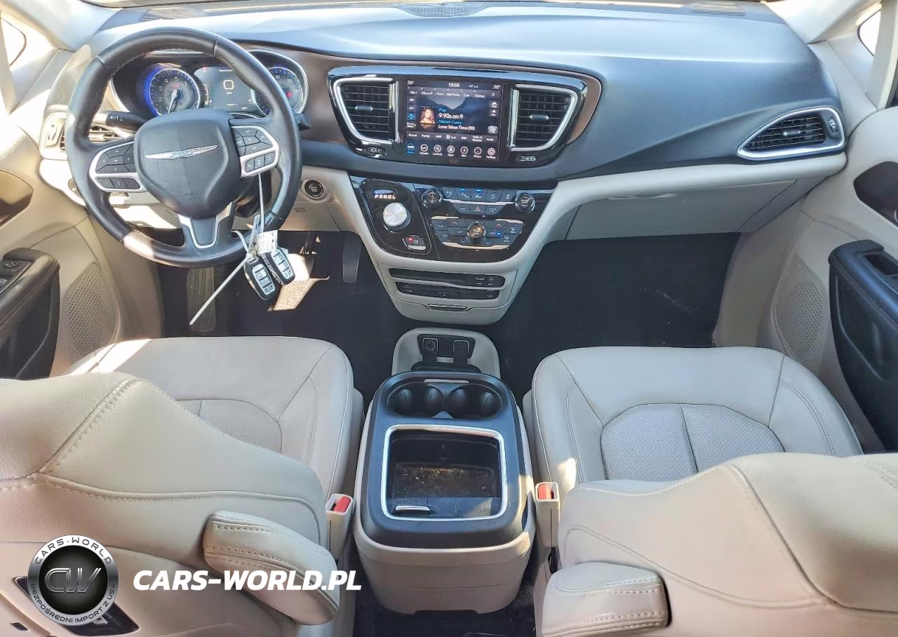 2018 Chrysler Pacifica Touring L Plus VIN:2C4RC1EG5JR108518 - 8