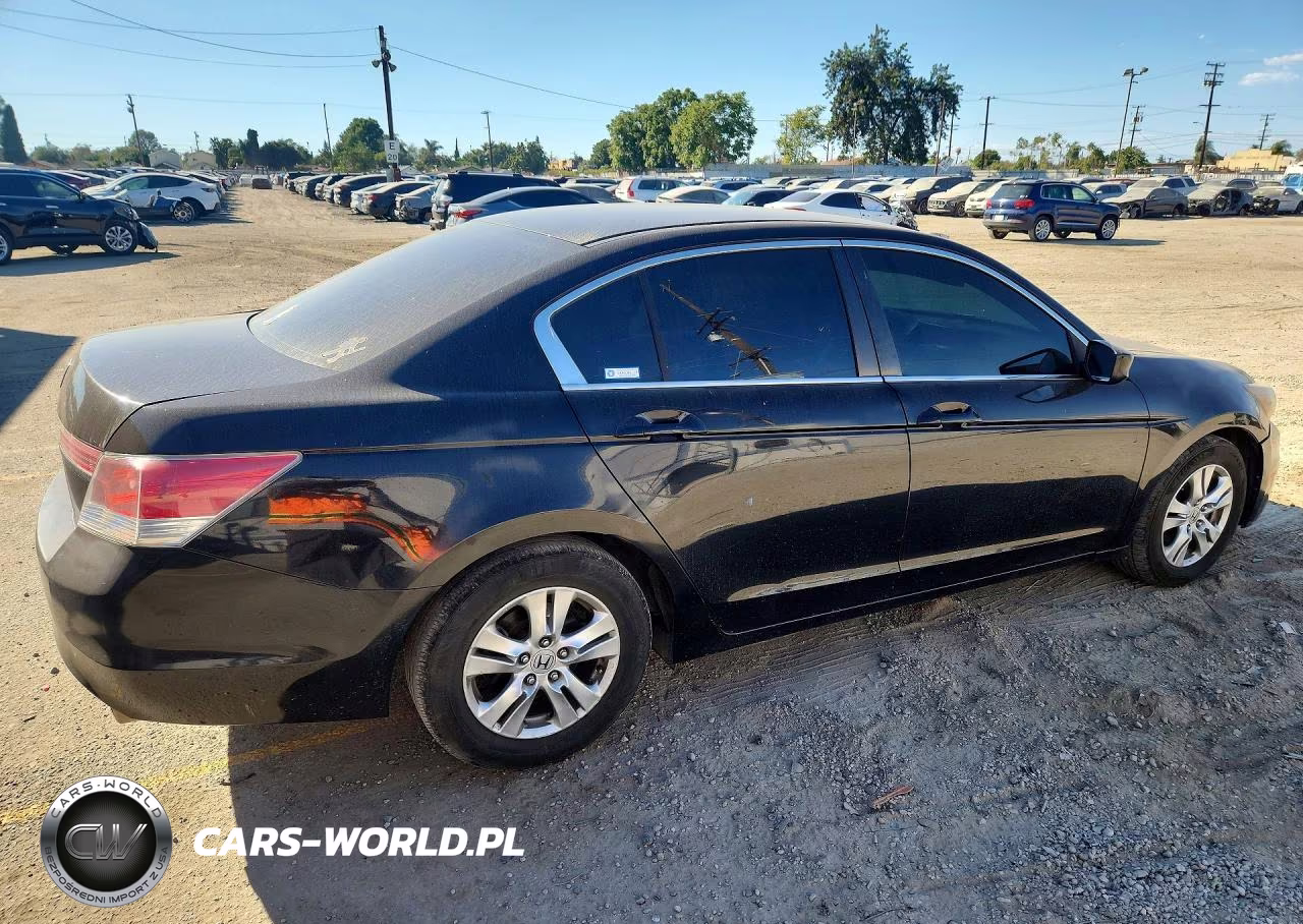 2011 Honda Accord Lxp VIN:1HGCP2F47BA043604 - 3