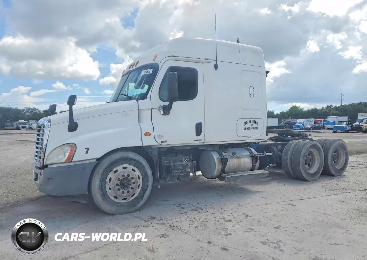2012 Freightliner Cascadia 1 - Semi Truck VIN:1FUJGLDRXCSBB2296 - 1