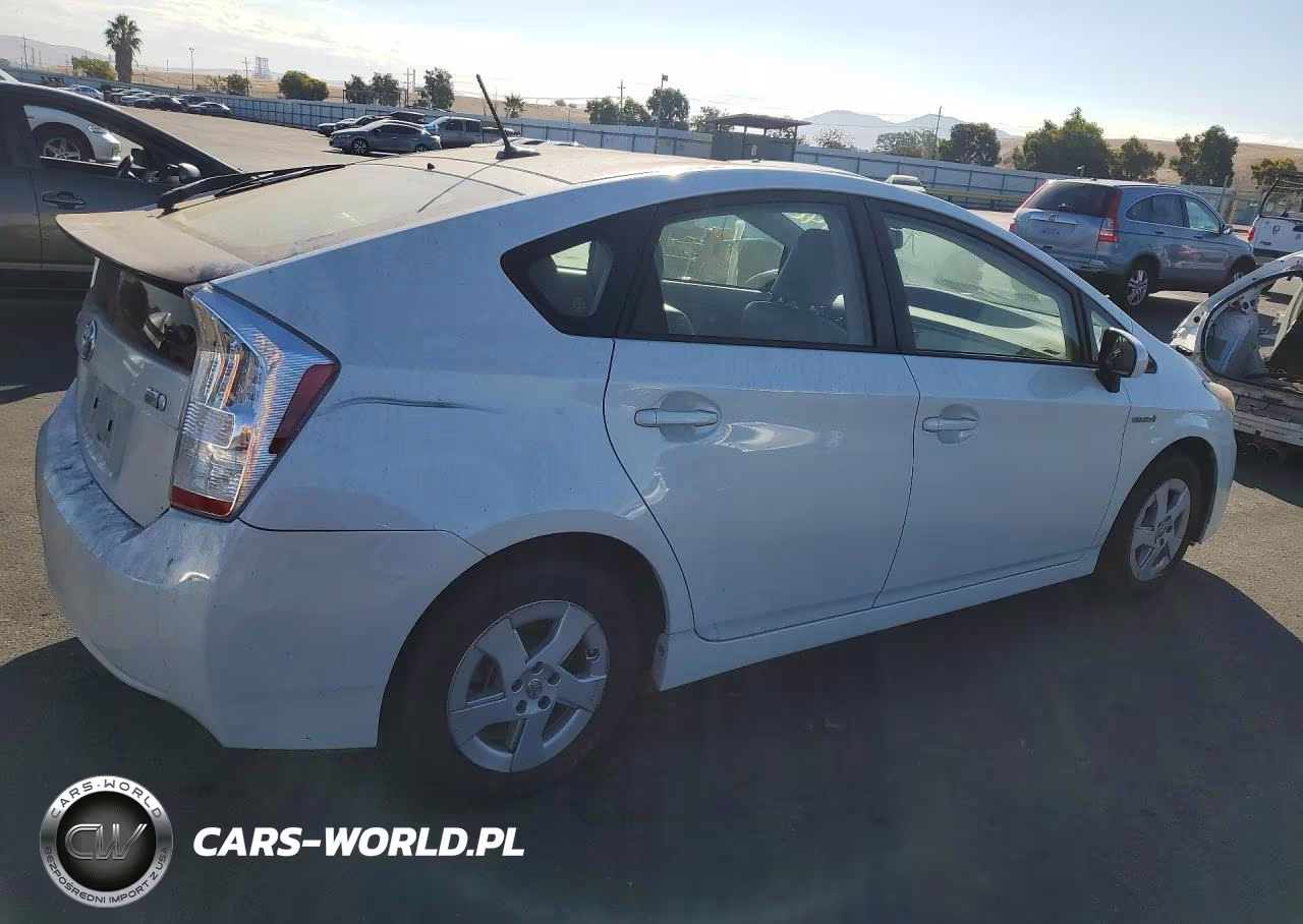 2010 Toyota Prius Iv VIN:JTDKN3DU0A0043876 - 3