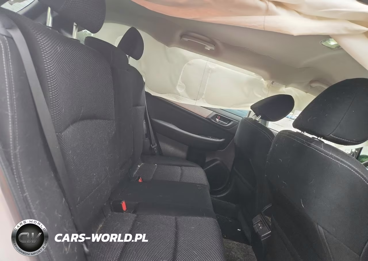 2019 Subaru Outback 2.5I Premium VIN:4S4BSAFC8K3333893 - 11