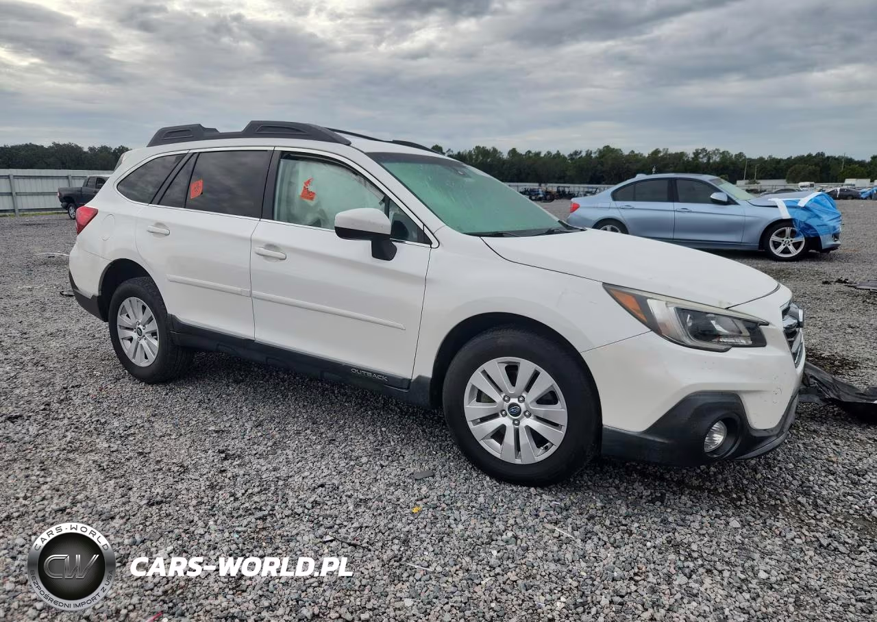 2019 Subaru Outback 2.5I Premium VIN:4S4BSAFC8K3333893 - 4
