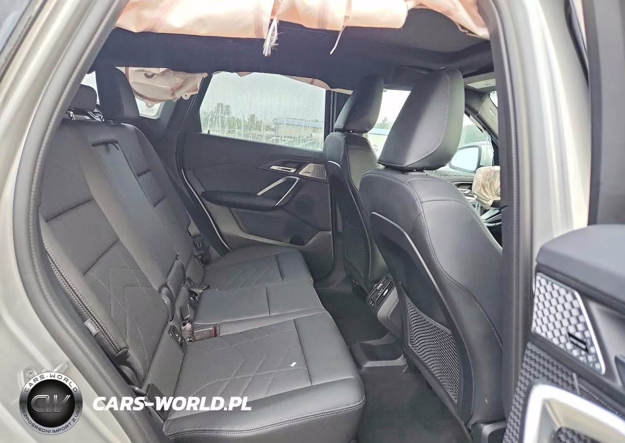 2023 BMW X1 VIN:WBX73EF00P5W92500 - 11