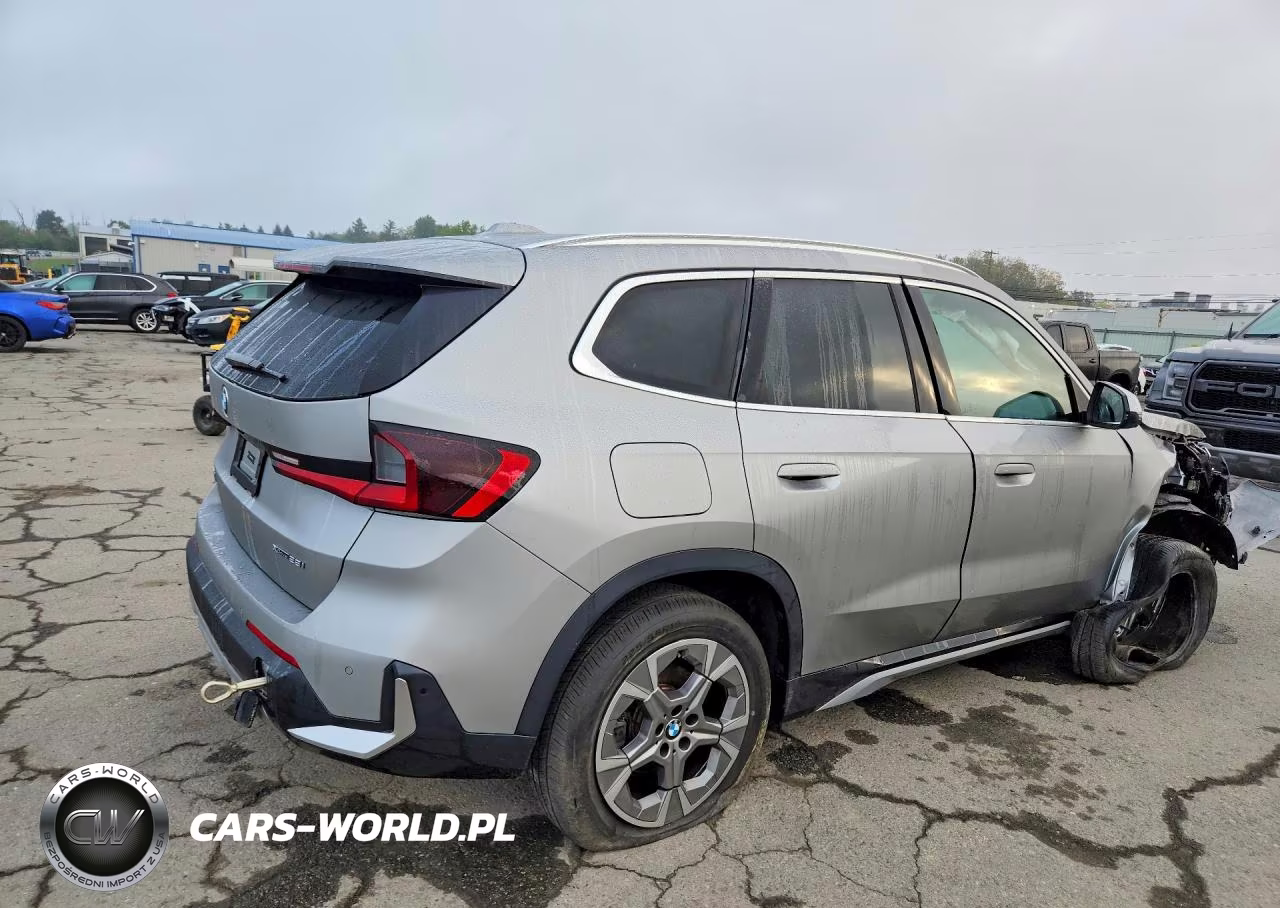 2023 BMW X1 VIN:WBX73EF00P5W92500 - 3