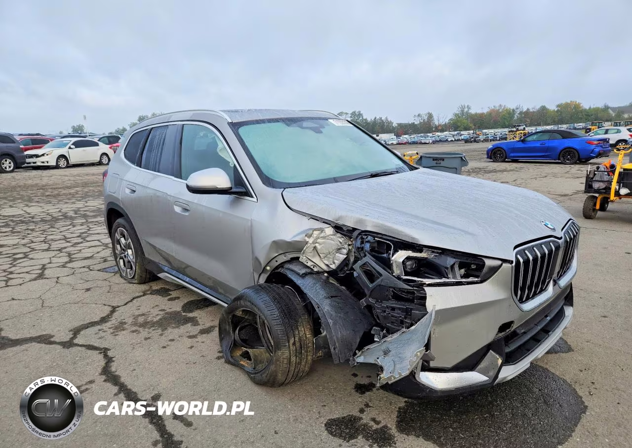 2023 BMW X1 VIN:WBX73EF00P5W92500 - 4