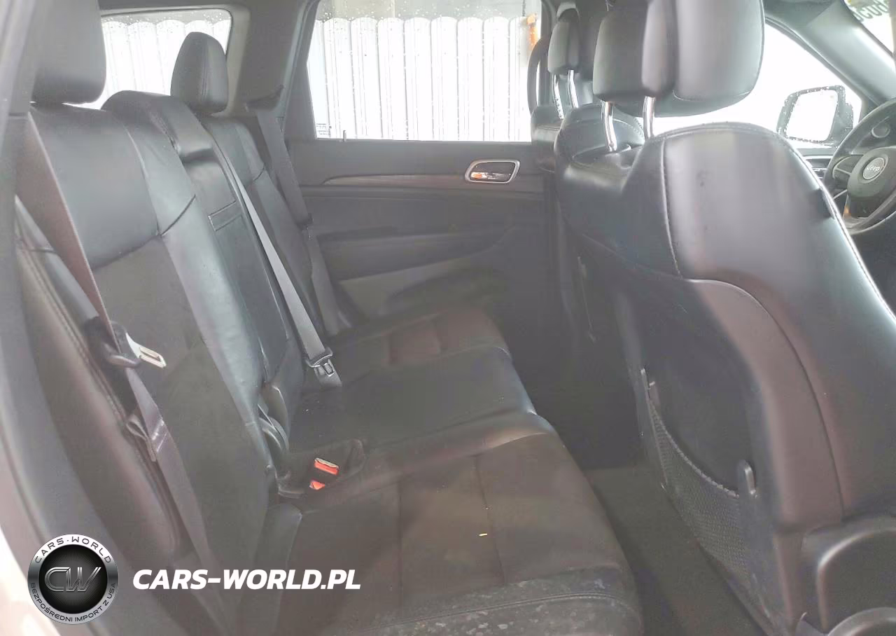 2019 Jeep Grand Cherokee Laredo VIN:1C4RJEAG6KC614582 - 11