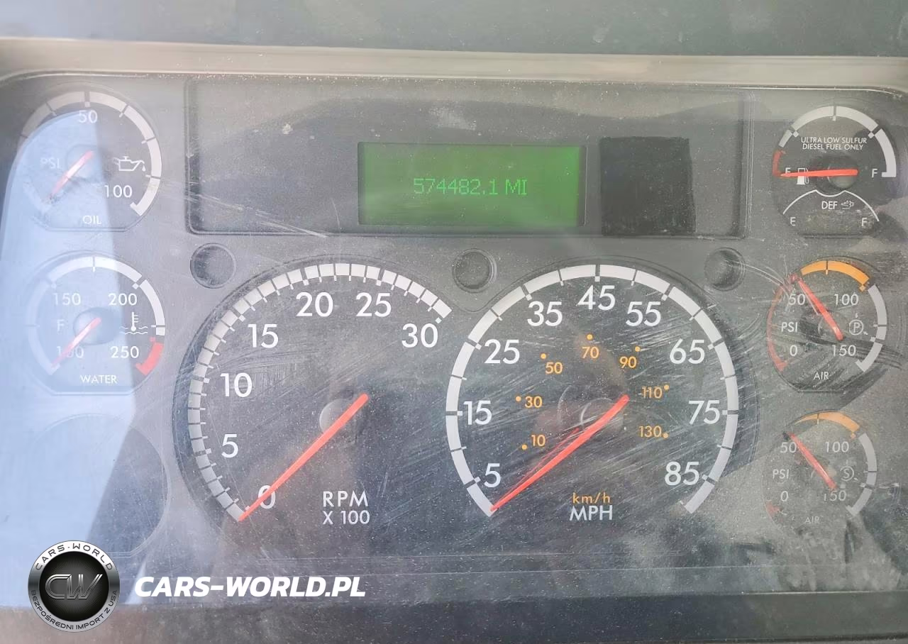 2010 Freightliner Cascadia 1 - Semi Truck VIN:1FUJGEDR4ALAN1051 - 9