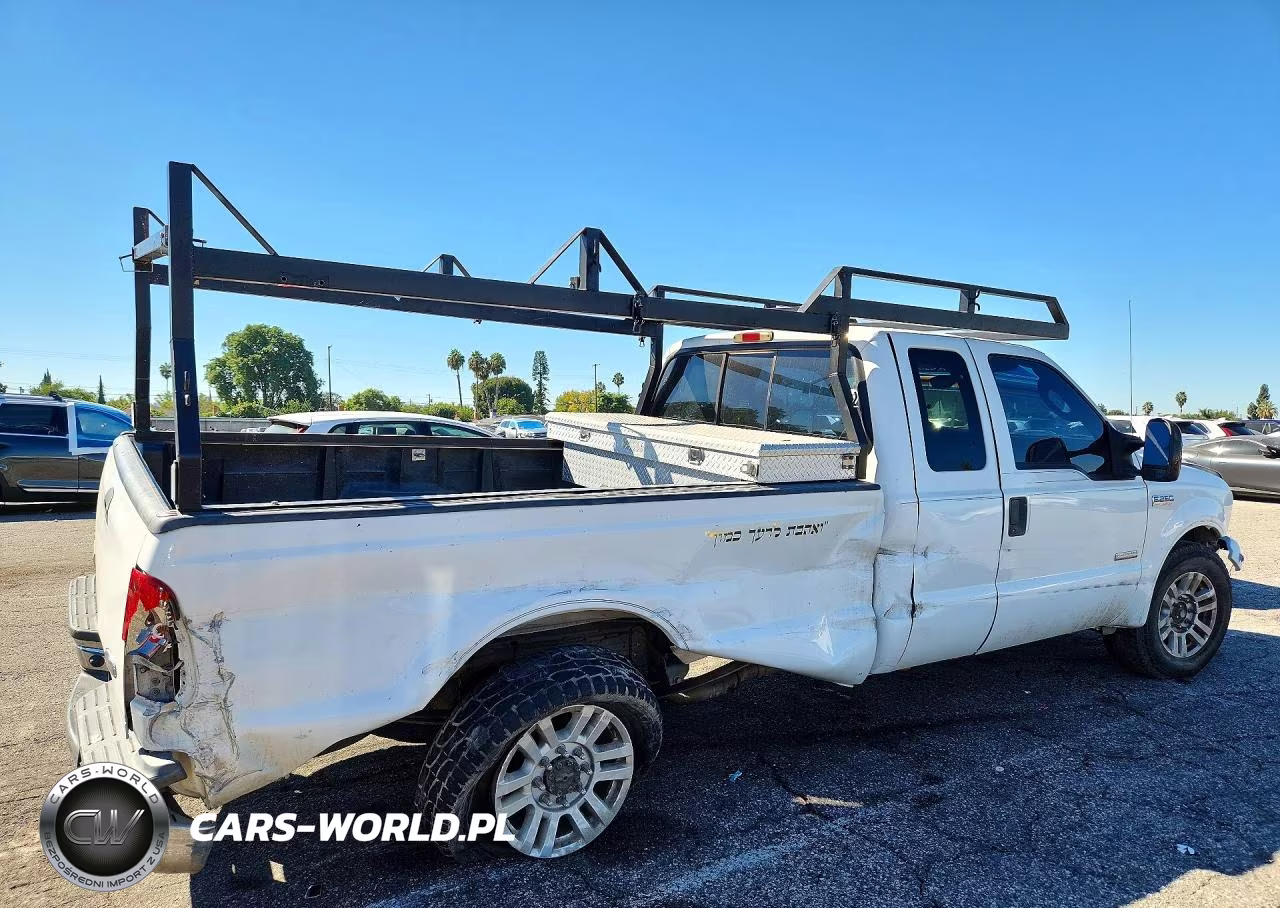 2005 Ford F250 Super Duty VIN:1FTSX20P45EA50312 - 3
