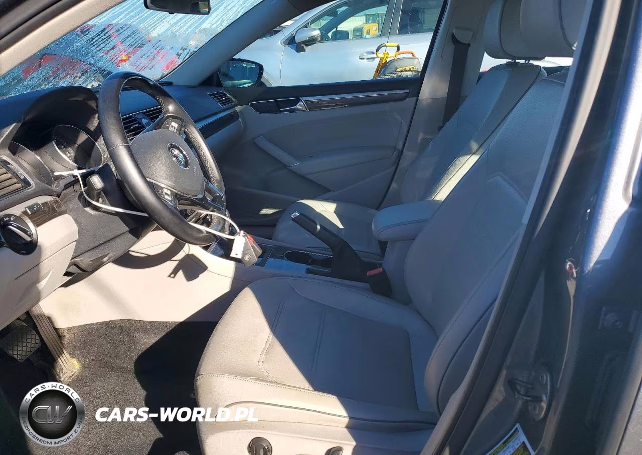 2017 Volkswagen Passat Se VIN:1VWBT7A32HC025328 - 7