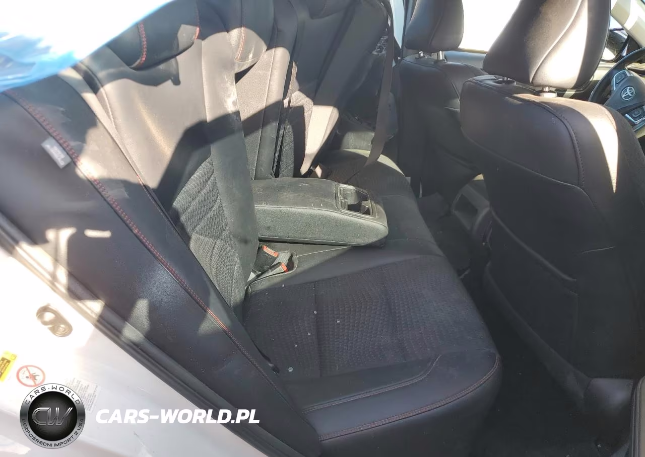 2015 Toyota Camry Le VIN:4T1BF1FK2FU065015 - 10