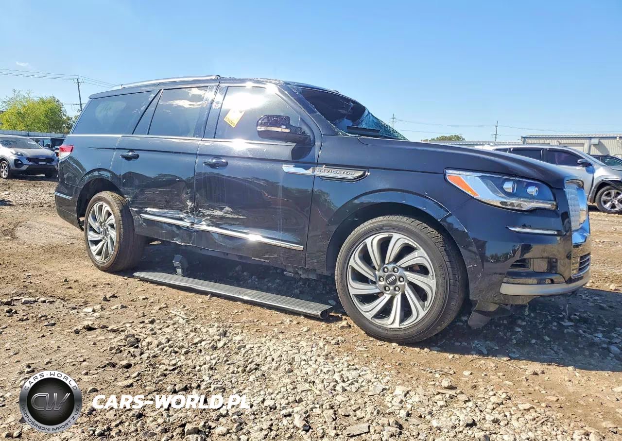 2023 Lincoln Navigator Reserve VIN:5LMJJ2LGXPEL11236 - 4