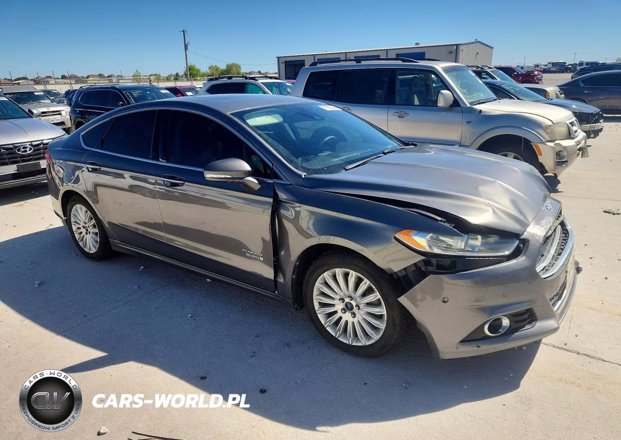 2013 Ford Fusion Titanium Phev VIN:3FA6P0SU8DR260499 - 4