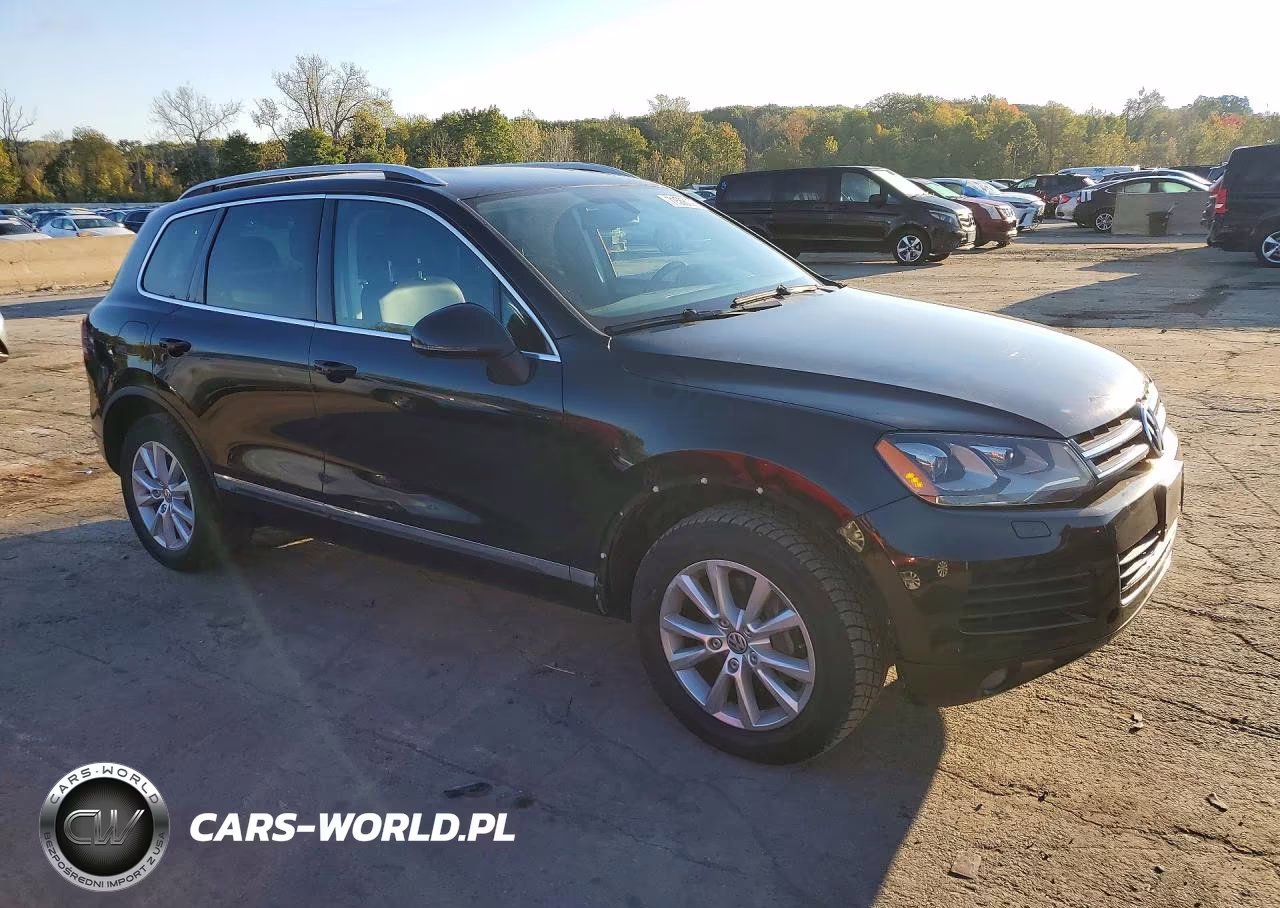 2014 Volkswagen Touareg V6 VIN:WVGEF9BP5ED005788 - 4