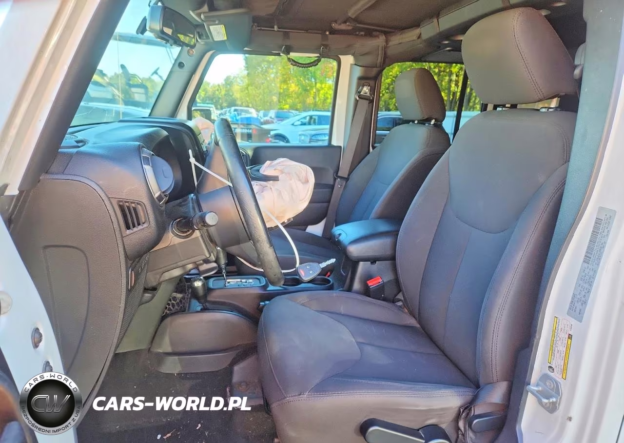 2018 Jeep Wrangler Unlimited Sport VIN:1C4BJWDG6JL836508 - 7