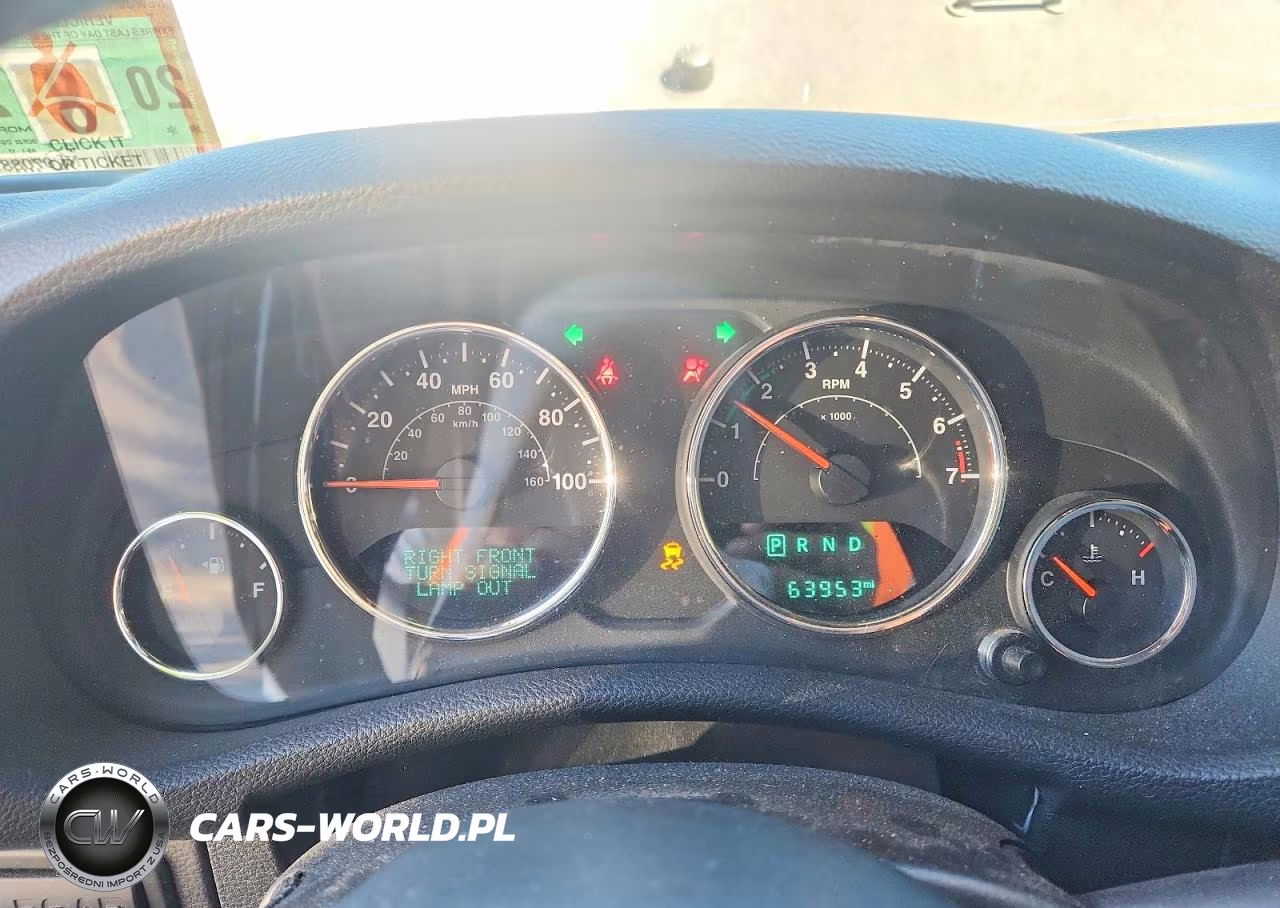 2018 Jeep Wrangler Unlimited Sport VIN:1C4BJWDG6JL836508 - 9