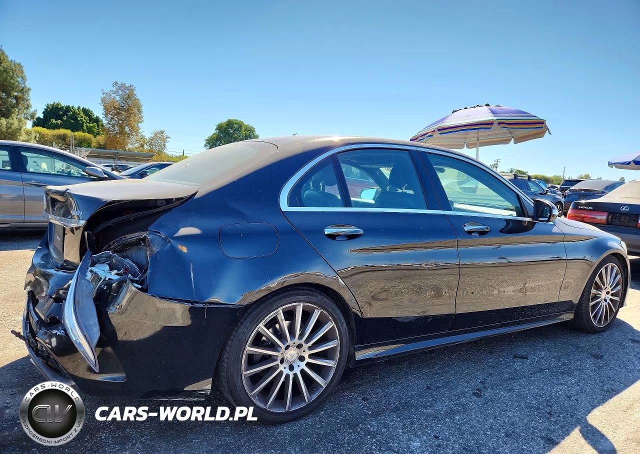 2015 Mercedes-Benz C 400 4Matic VIN:55SWF6GB1FU021905 - 3