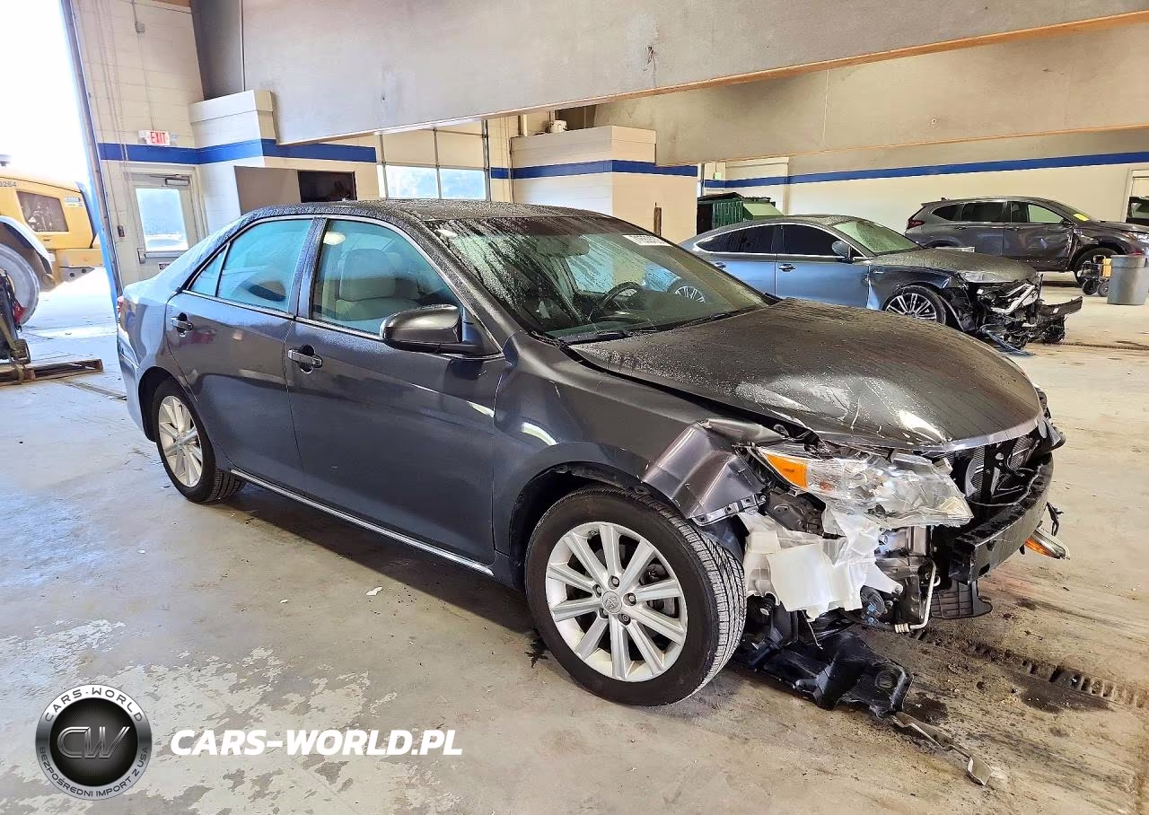 2013 Toyota Camry Hybrid Xle VIN:4T1BD1FK3DU066046 - 4