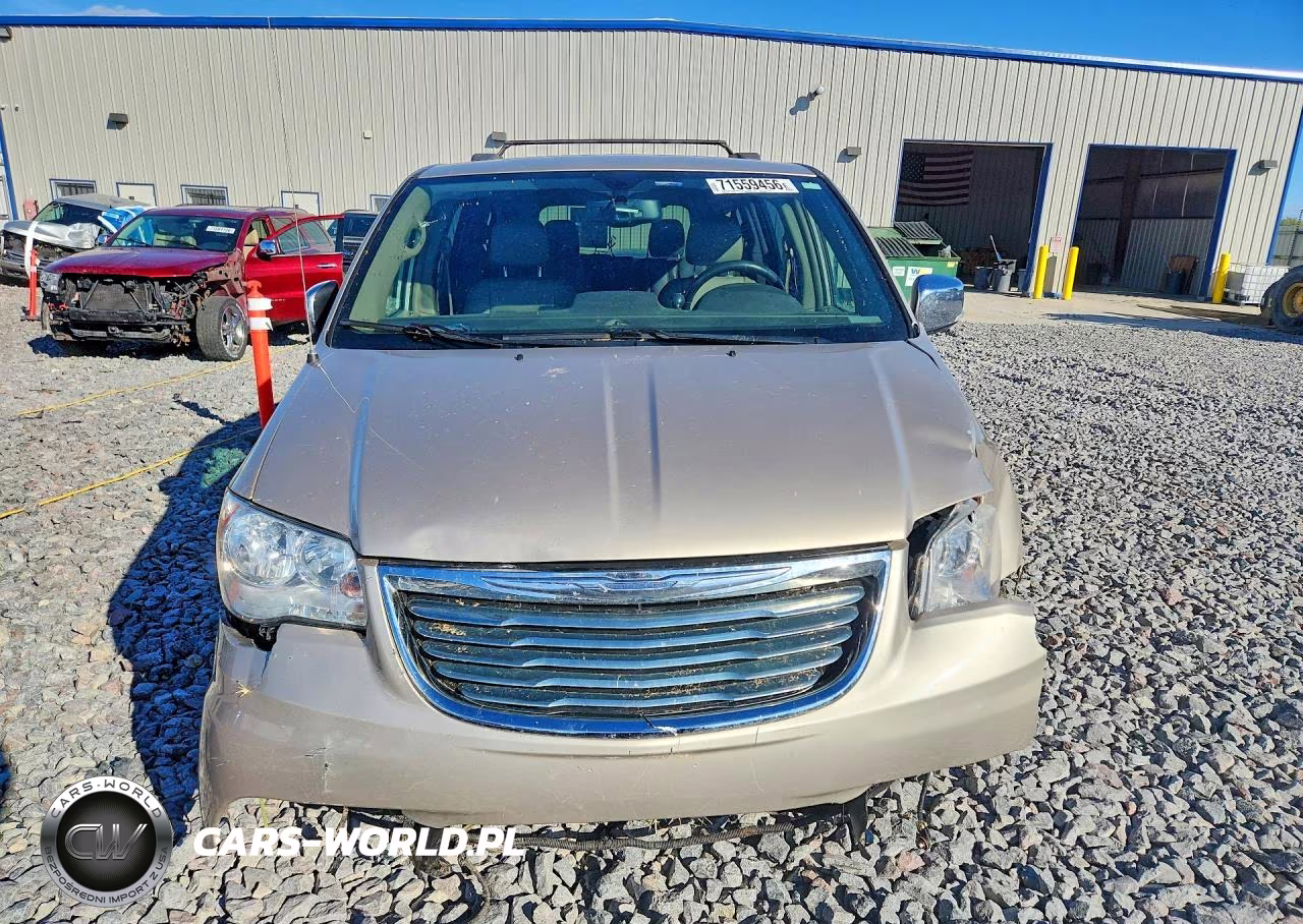 2013 Chrysler Town & Country Touring L VIN:2C4RC1CG9DR569745 - 5