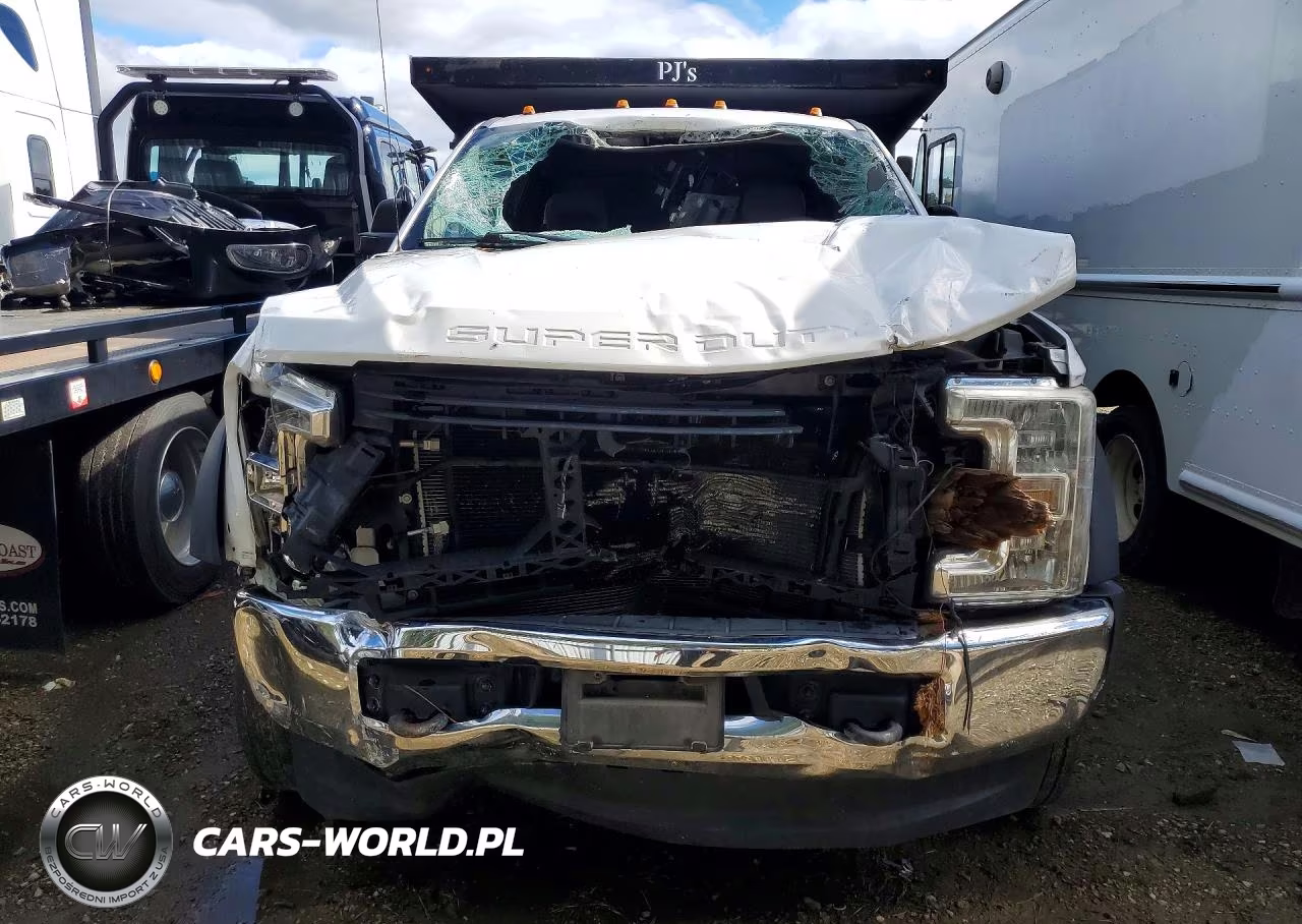 2019 Ford F550 Super Duty Dump Truck VIN:1FD0W5HT4KEG35413 - 5