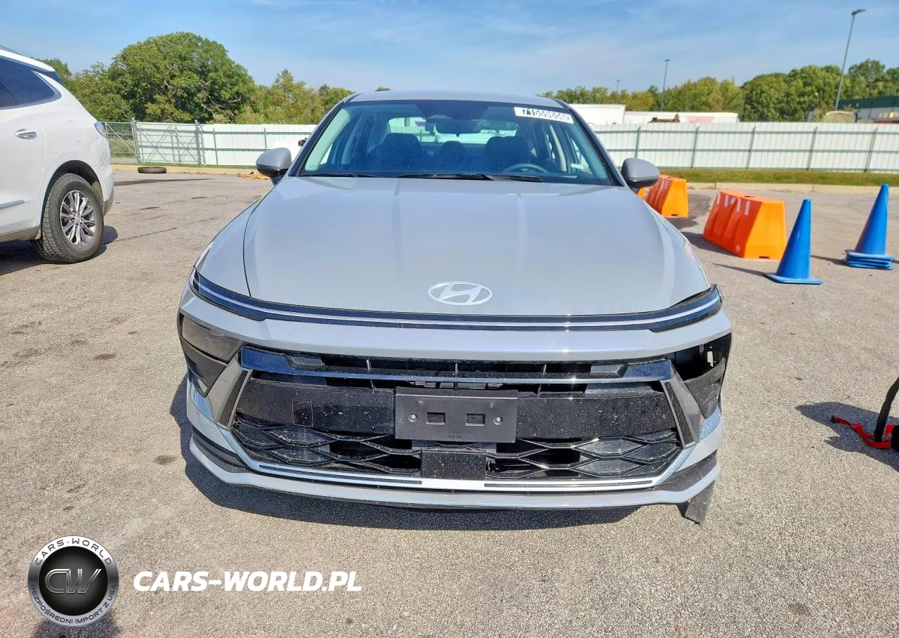 2026 Hyundai Sonata Hybrid Blue VIN:KMHL24JJ5TA167440 - 5