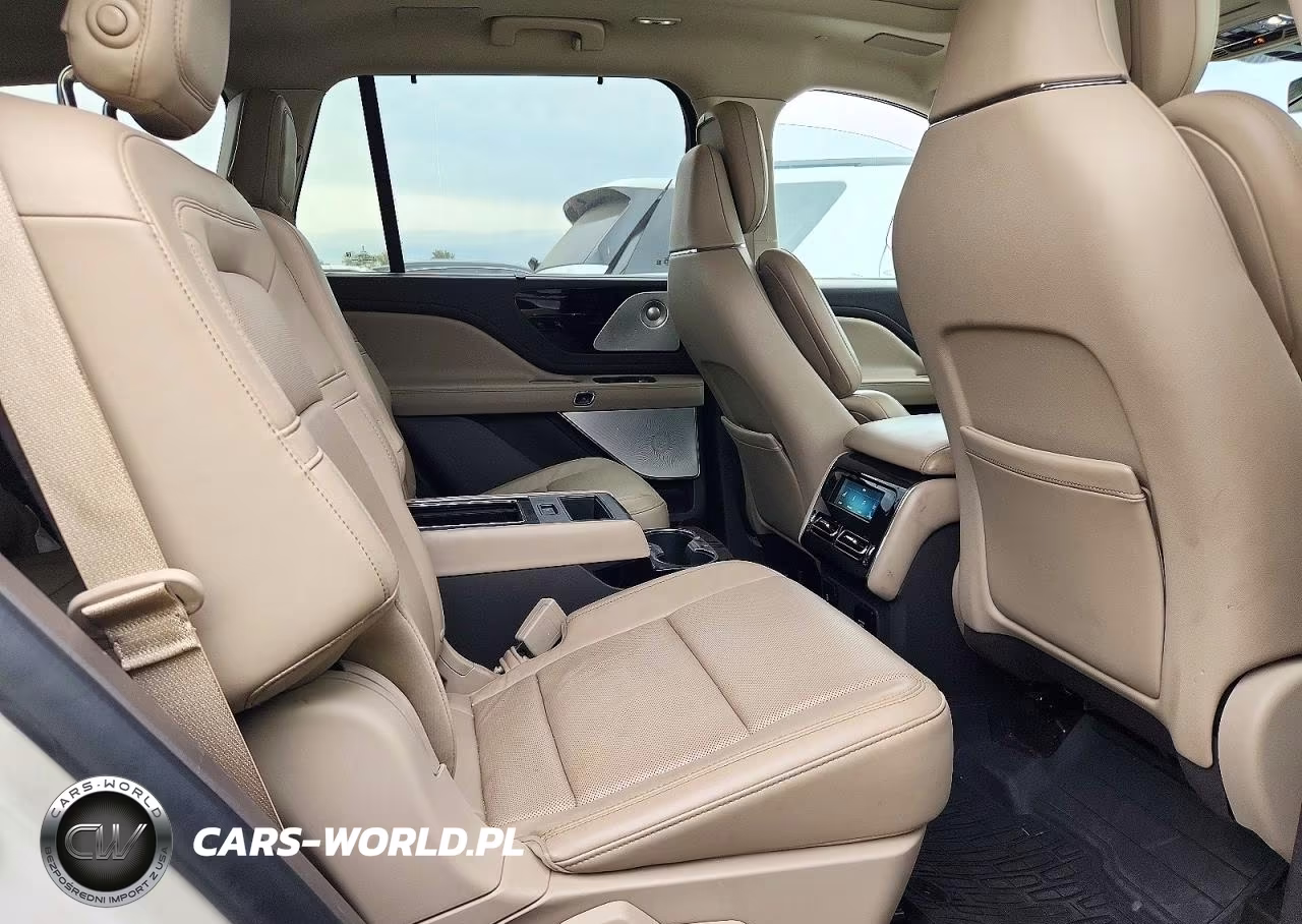 2020 Lincoln Aviator Grand Touring VIN:5LMYJ8XY3LGL29869 - 10