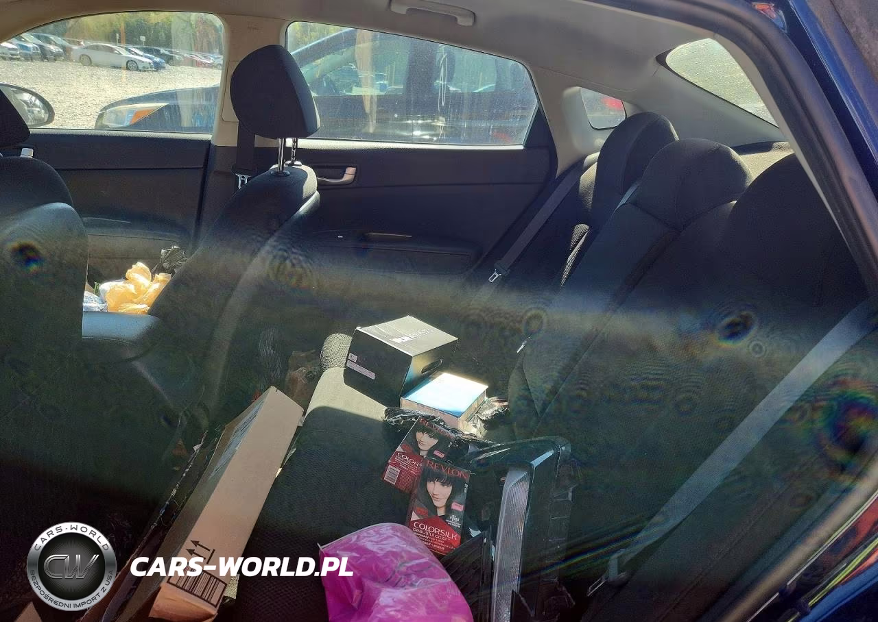 2019 Kia Optima Lx VIN:5XXGT4L34KG362806 - 10
