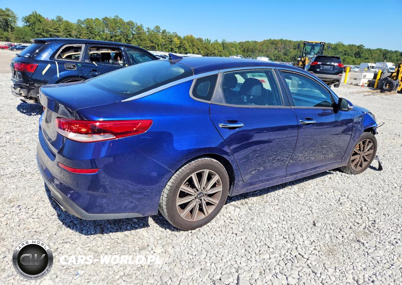 2019 Kia Optima Lx VIN:5XXGT4L34KG362806 - 3