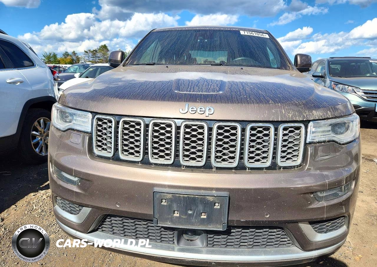 2017 Jeep Grand Cherokee Summit VIN:1C4RJFJGXHC803797 - 5
