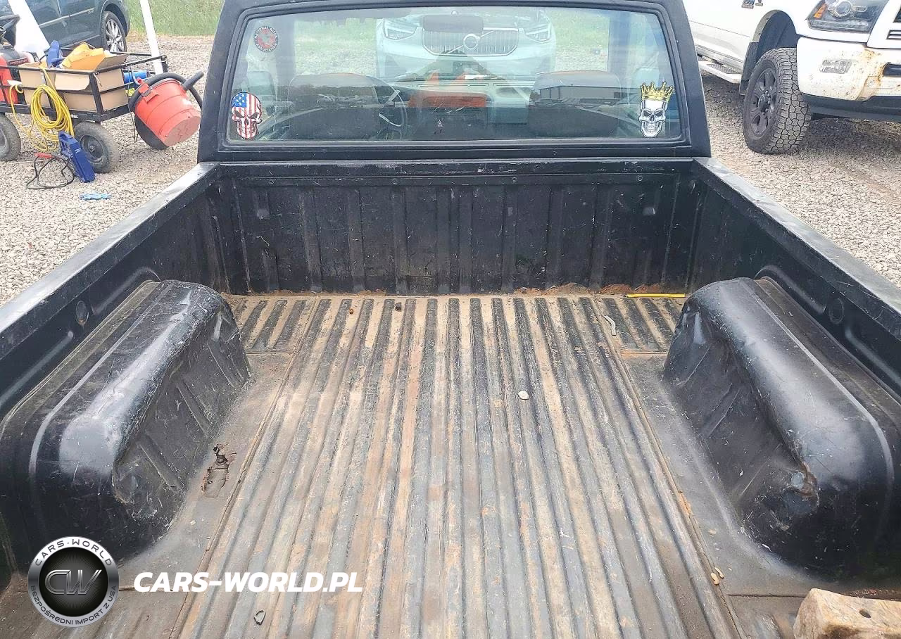 1996 Nissan Truck Base VIN:1N6SD11S3TC318715 - 10