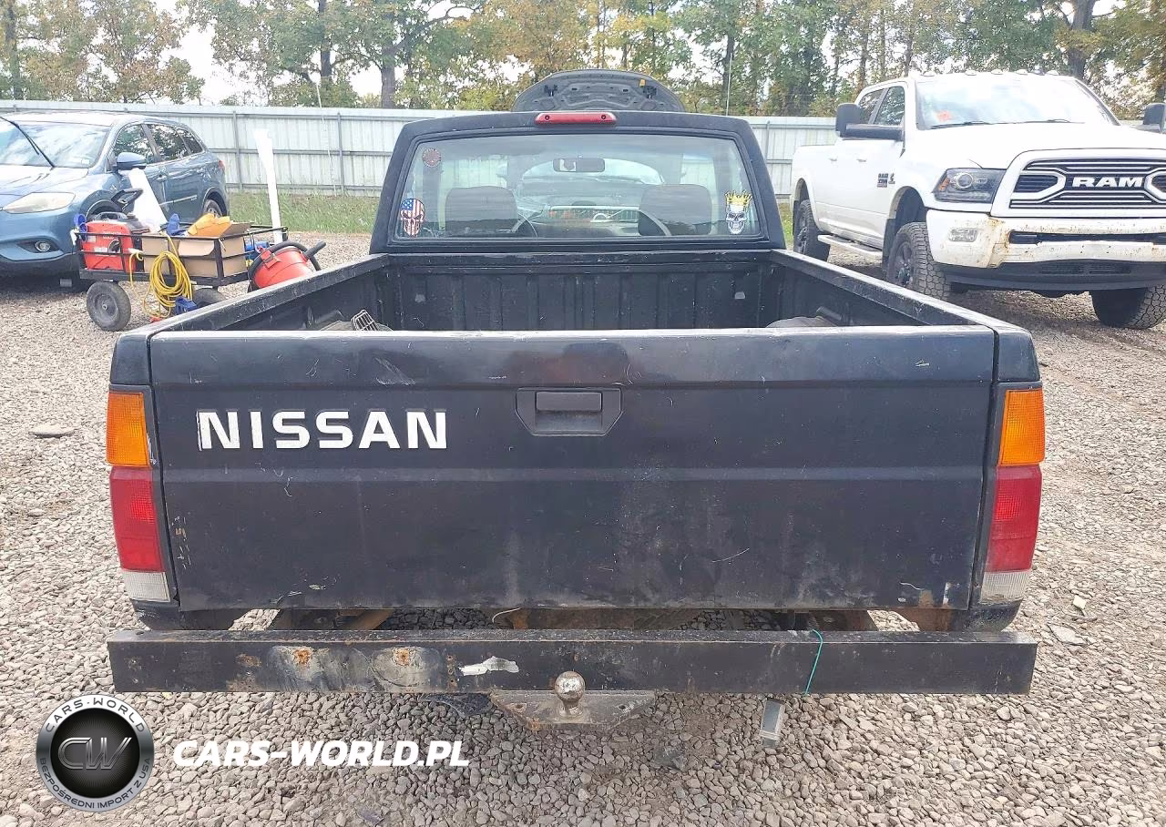 1996 Nissan Truck Base VIN:1N6SD11S3TC318715 - 6