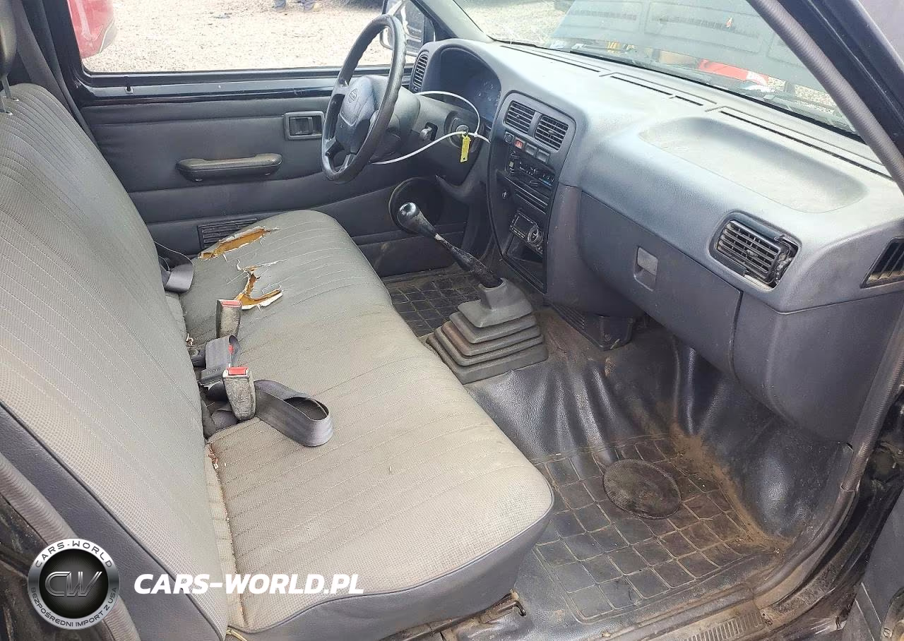 1996 Nissan Truck Base VIN:1N6SD11S3TC318715 - 8