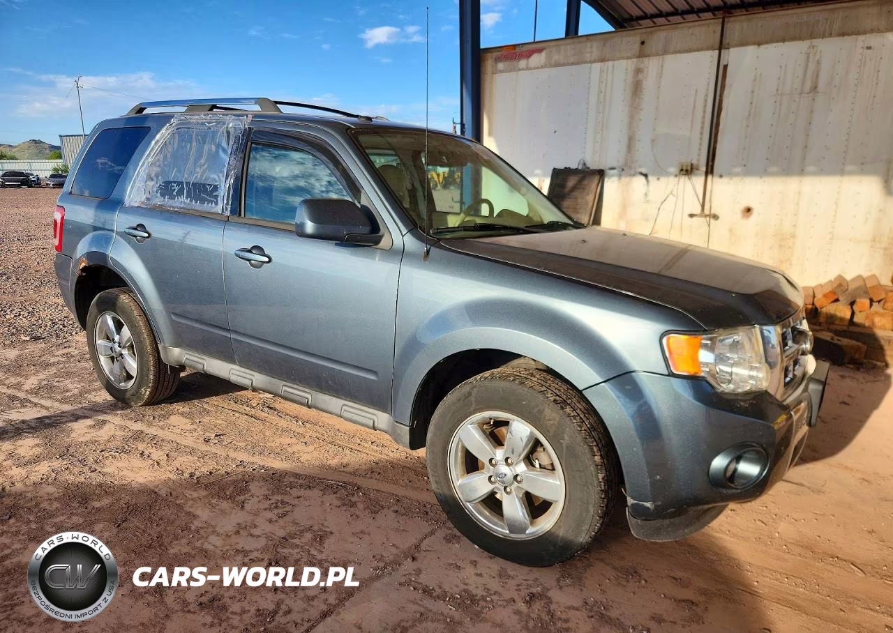 2010 Ford Escape Limited VIN:1FMCU0EG9AKD05392 - 4