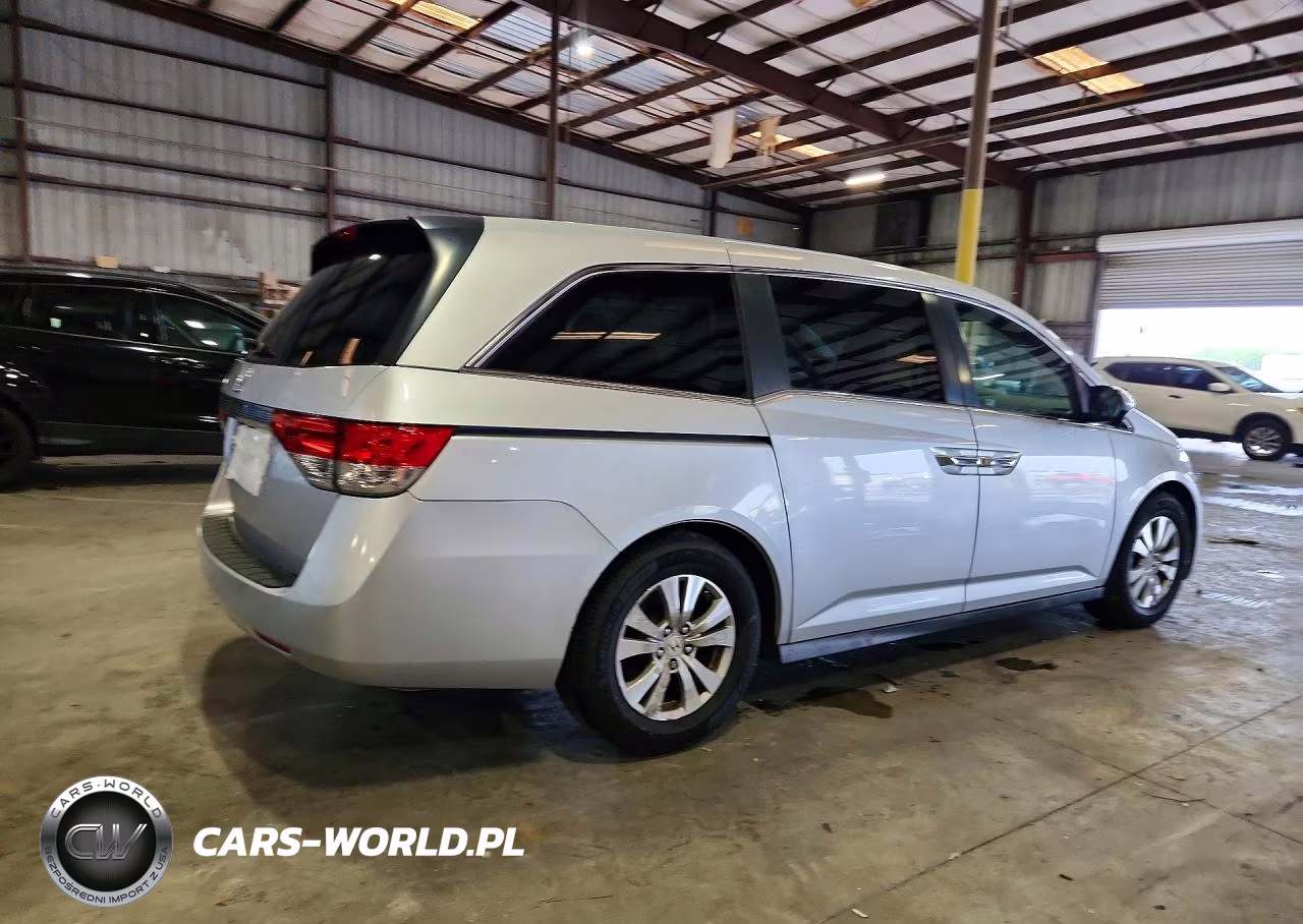 2015 Honda Odyssey Exl VIN:5FNRL5H64FB010979 - 3