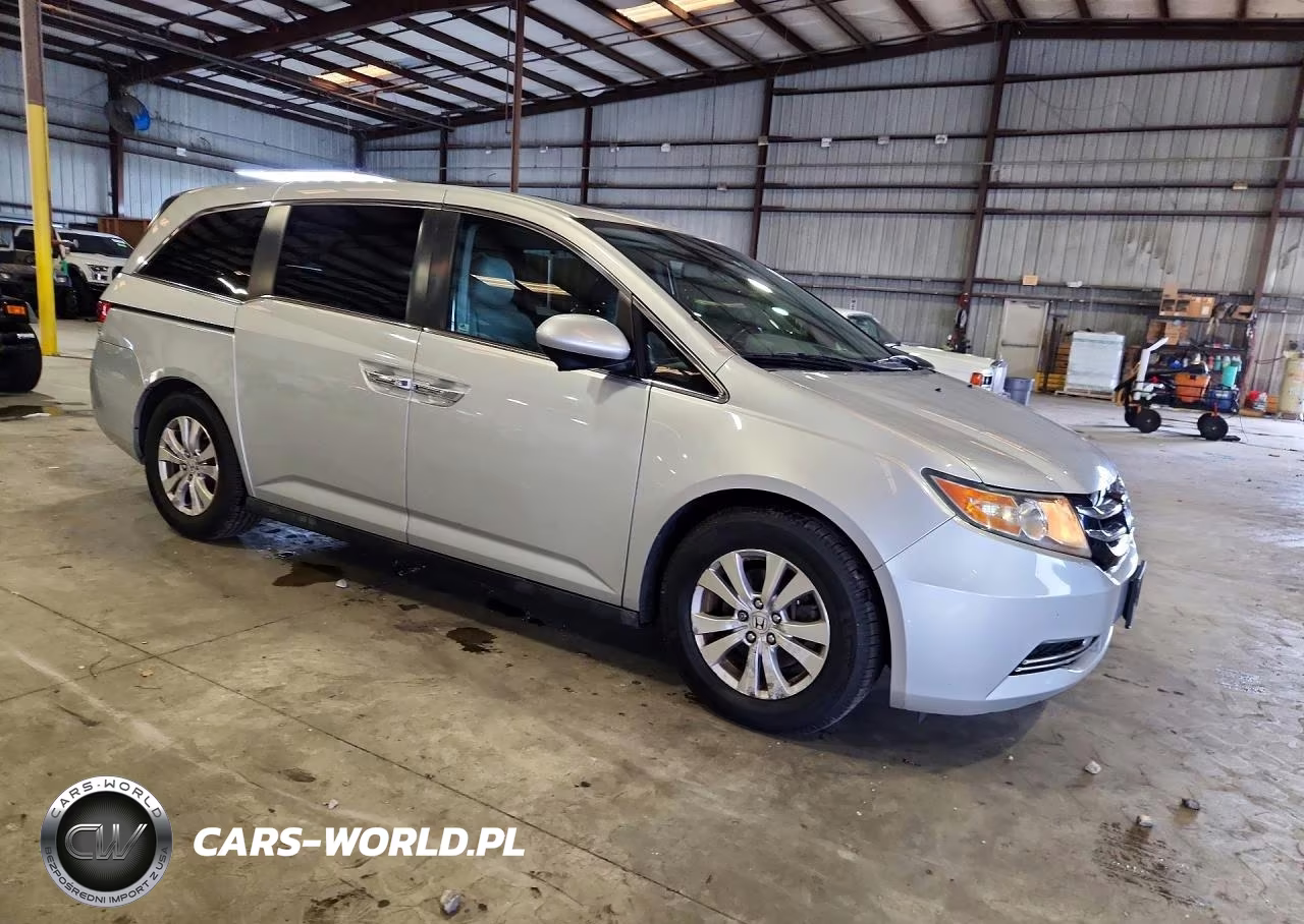 2015 Honda Odyssey Exl VIN:5FNRL5H64FB010979 - 4