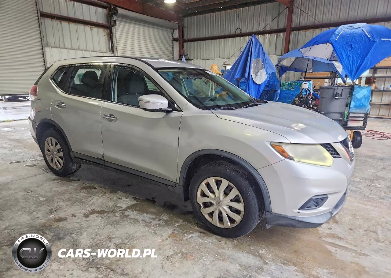 2015 Nissan Rogue S VIN:KNMAT2MTXFP530469 - 4
