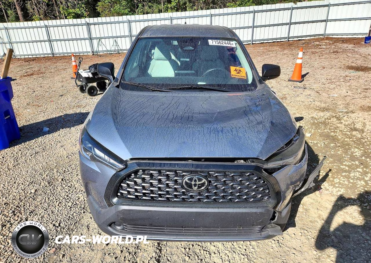 2023 Toyota Corolla Cross L VIN:7MUAAAAG5PV042681 - 5