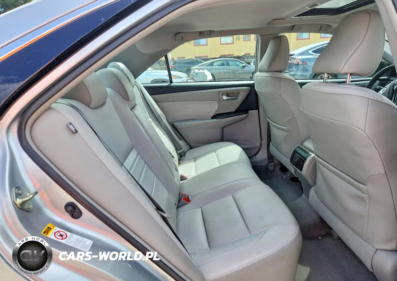 2016 Toyota Camry Hybrid Xle VIN:4T1BD1FK8GU181293 - 10