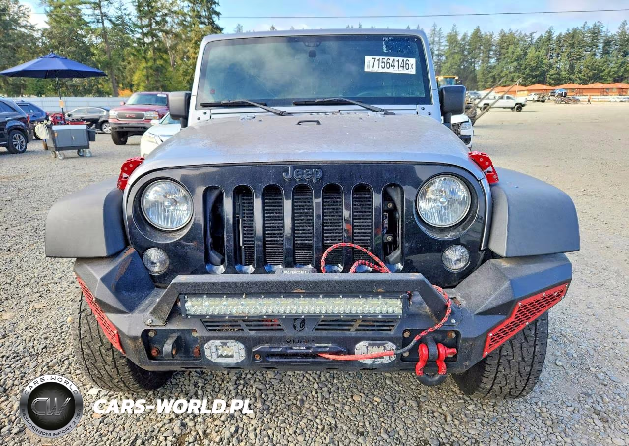 2018 Jeep Wrangler Unlimited Sport VIN:1C4BJWDG7JL867427 - 5