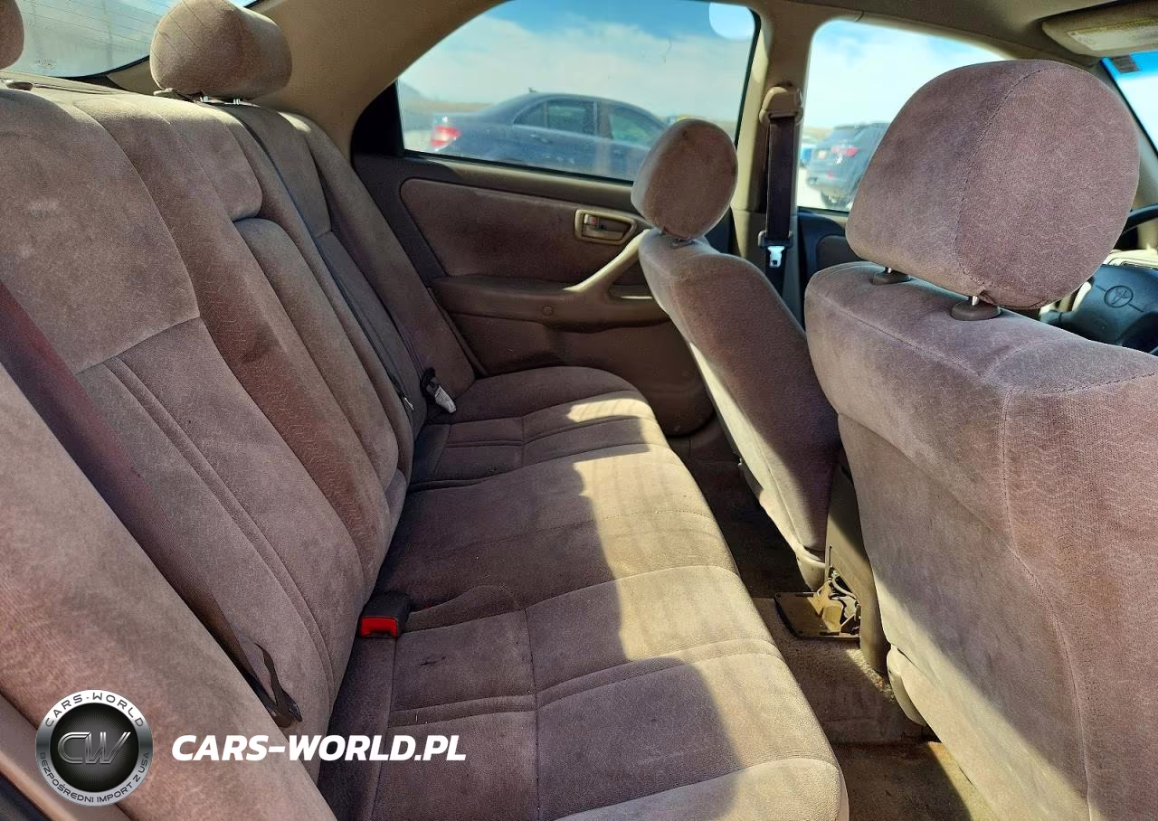 1999 Toyota Camry Le VIN:4T1BG22KXXU421852 - 10