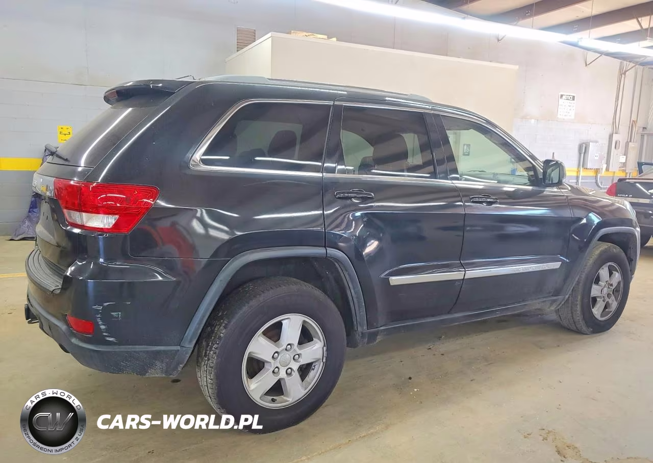 2012 Jeep Grand Cherokee Laredo VIN:1C4RJFAG3CC140016 - 3