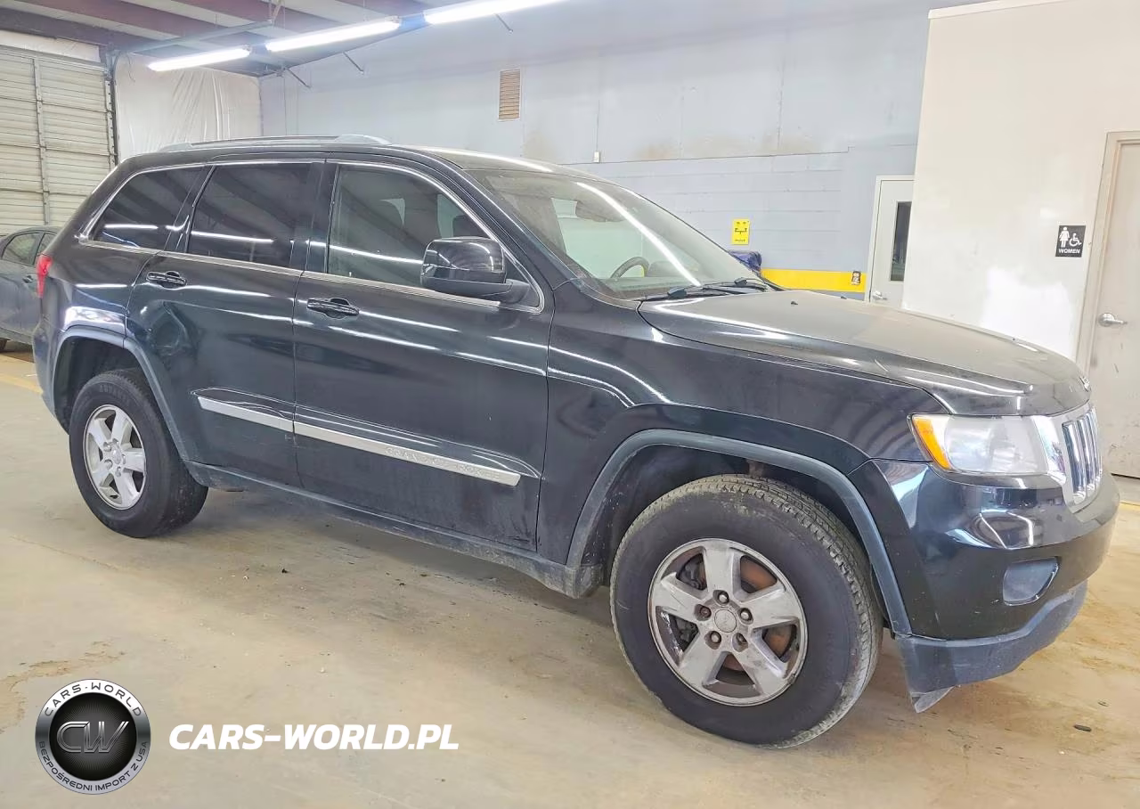 2012 Jeep Grand Cherokee Laredo VIN:1C4RJFAG3CC140016 - 4