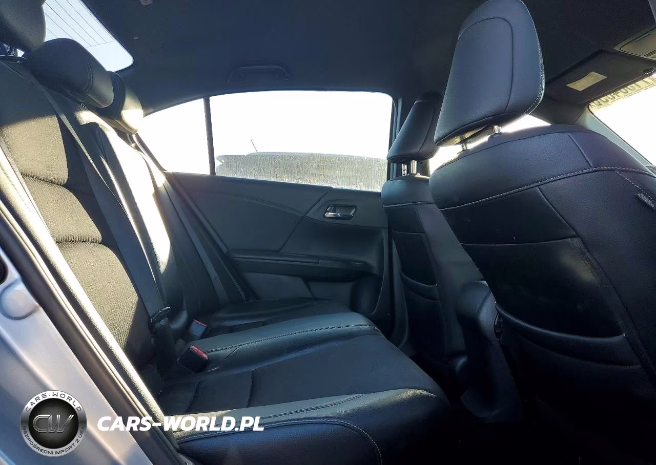 2017 Honda Accord Sport VIN:1HGCR2F52HA032814 - 10