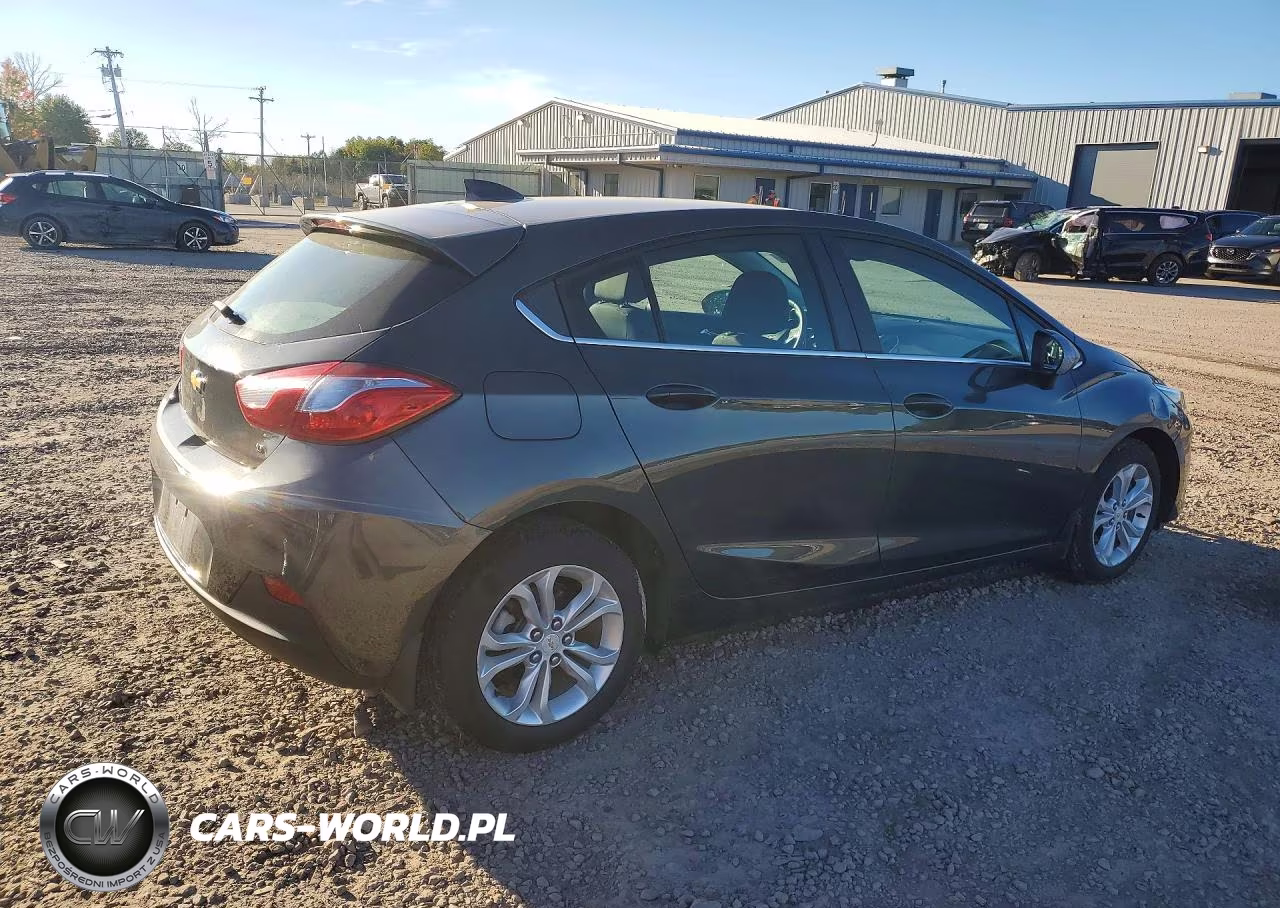 2019 Chevrolet Cruze Lt VIN:3G1BE6SM4KS581455 - 3