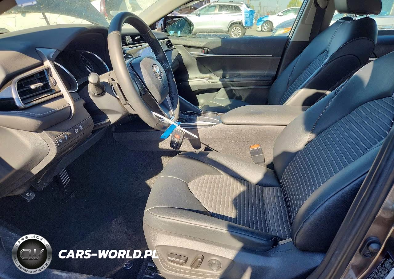 2020 Toyota Camry Se VIN:4T1J11AK5LU888860 - 7