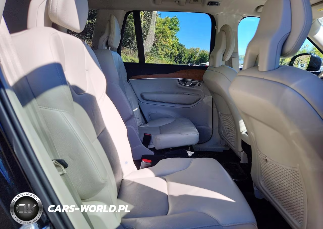 2021 Volvo Xc90 T6 Momentum VIN:YV4A221K4M1734941 - 11