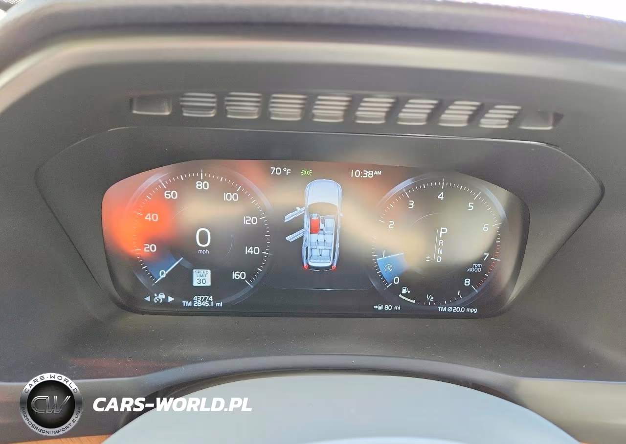 2021 Volvo Xc90 T6 Momentum VIN:YV4A221K4M1734941 - 9