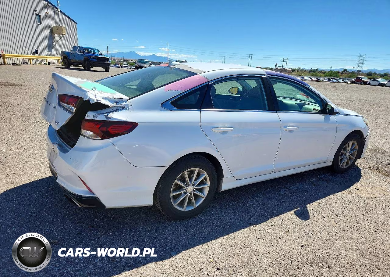 2018 Hyundai Sonata Eco VIN:5NPE24AA8JH670236 - 3