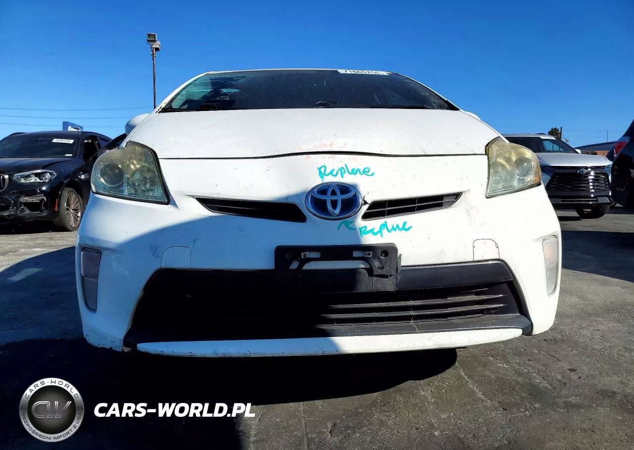 2012 Toyota Prius Three VIN:JTDKN3DU6C5404775 - 5