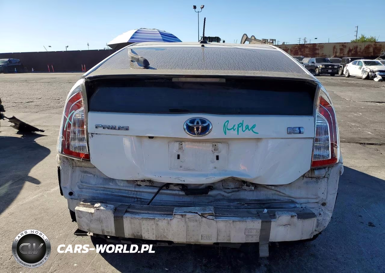 2012 Toyota Prius Three VIN:JTDKN3DU6C5404775 - 6
