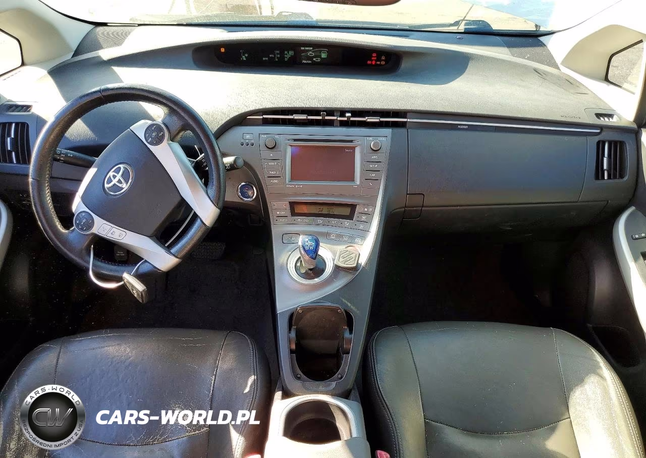 2012 Toyota Prius Three VIN:JTDKN3DU6C5404775 - 8